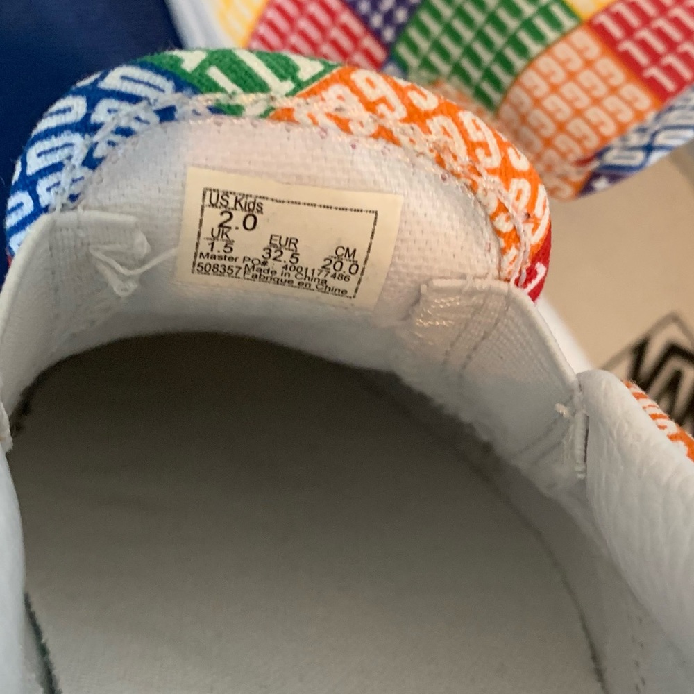 Vans Unisex Rainbow Pride Classic Slip-On Sneakers - Picture 11 of 11